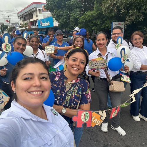 Chiriquí - Caminata con motivo del cierre del Mes del Autismo