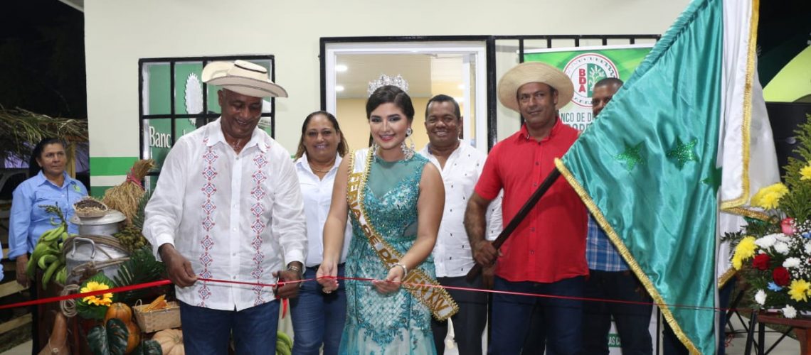 IMG-feria de santa fe (19)